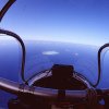 En face, le seul atoll de l’Atlantique Sud, Los Rocas.